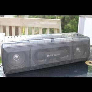 yorx super sounds newave Model No.P1215 portable radio double deck